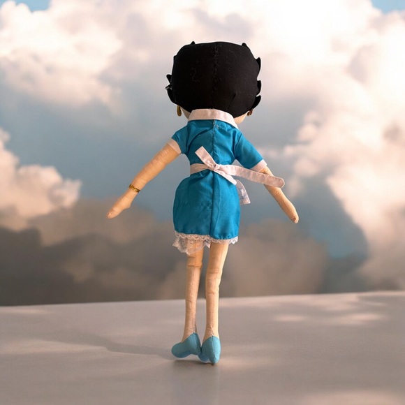 New Betty Boop Vintage KellyToy Classic Waitress Doll - Picture 2 of 11